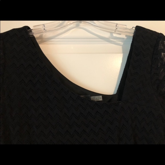 Guess LBD size 8 w/ lace overlay - Picture 6 of 6